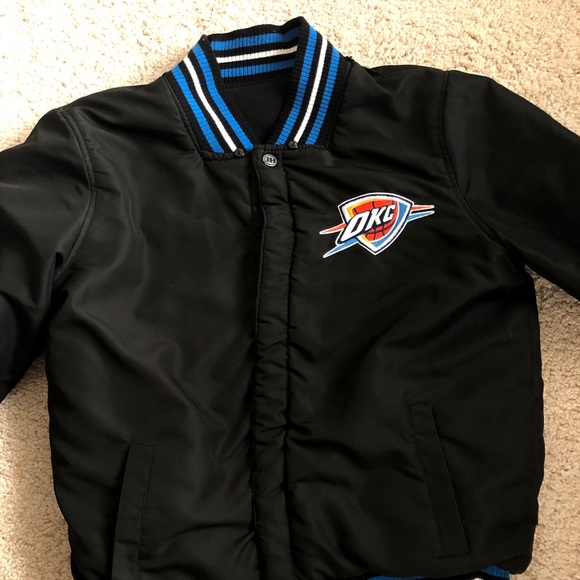 REVERSIBLE OKC THUNDER MENS BOMBER JACKET - Picture 6 of 7